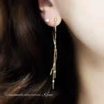 ロングピアス  ロングイヤリング 