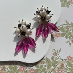 vintage ビーズ刺繍 パール ゴールド ベリーピンクピアス♦️ モダン イヤリング アクセサリー アンティーク 刺繍 ビーズ刺繍 ヴィンテージ メタルゴールド モガ レトロ パール 上品 大人
