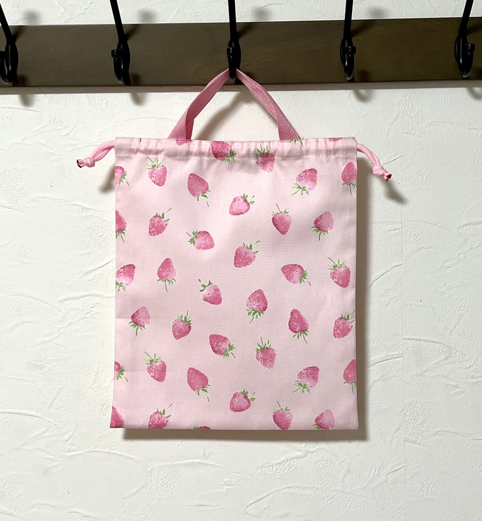 れんれん様　確認用　いちご　ピンク　チェック　着替え袋　35×40 れんれん様 確認用 いちご ピンク チェック 着替え袋 35×40 れんれん様