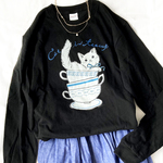 【4月上旬発送】猫ティーカップロンＴ（黒）｜長袖Tシャツ