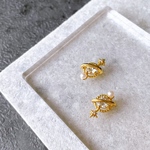 《新作》 saturn 春 夏 秋 冬 星 月 夜空 プラネタリウム 土星 スター お呼ばれ ピアス イヤリング  ギフト パール 結婚式 入学式 卒業式 No.56