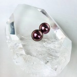 無穴　パープル系　アコヤ真珠のピアス、イヤリング