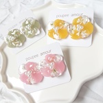 ドライフラワーを使用したくすみカラーのお花のイヤリング/ピアス