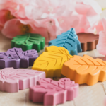 誕生日 プレゼント【 クレヨン ギフト 葉っぱ 】お祝い 入園祝い 子ども 大人 おとなのぬりえ