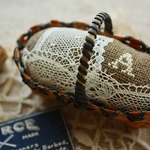 小さなかごのピンクッション【長方形アルファベット刺繍Ａ】