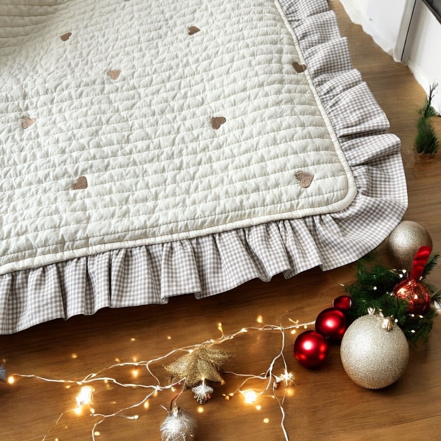 わんちゃんとセレブリティなひとときを♡ハンドメイドカフェマット　フラフィー IMG_4742_1024x.jpg?v=1665805245