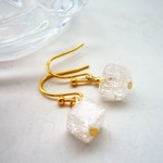 クラッシュ水晶キューブピアス&イヤリング