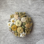 リネン生地刺繍ブローチ