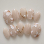 桜のネイルチップ🌸（ベージュ系）春　 さくら　上品　きれいめ　シンプル　花　卒業式　入学式　入園式　卒園式　セレモニー
