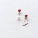 淡水真珠：pearl×stone 2way asymmetry pierce[K14GF]