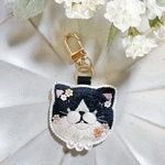 【刺繍ねこ】name: くろまる