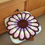 レトロでカラフルなお花円座　   bpwbp