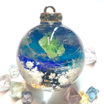 ソラと鉱石　レジン空玉《ミントガーネット》