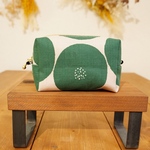 台形ポーチ　あんぱん柄　グリーン　立体ポーチ