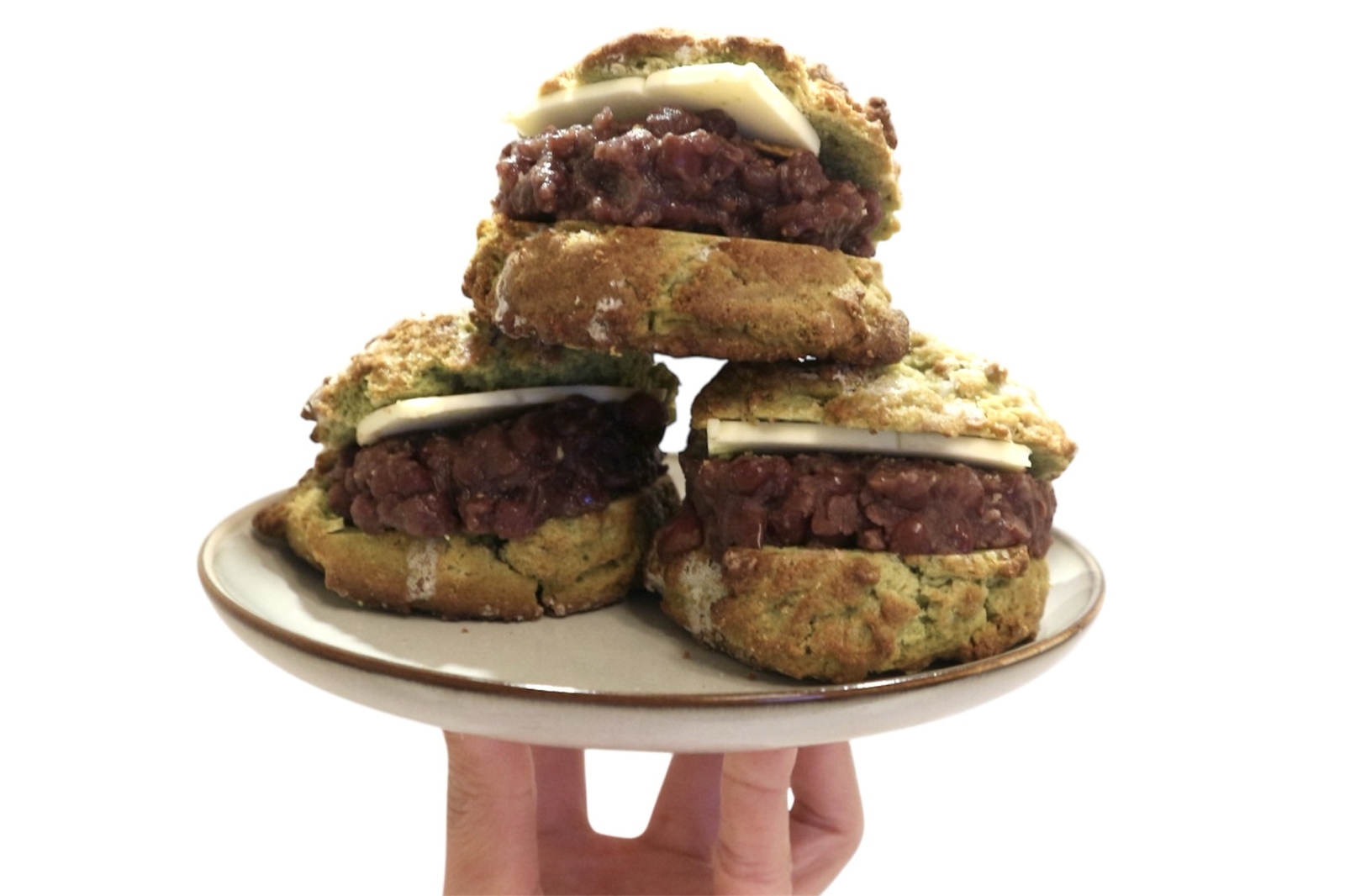 10個　宇治抹茶スコーンのあんバターサンド
