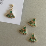 ［再入荷予定なし］411) ２個 / チャーム / アクセサリーパーツ / ピアスパーツ / イヤリングパーツ / キラキラ /インポートパーツ / キュービックジルコニア / グリーン / 緑