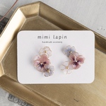 おとぎの国のお花のイヤーカフ〜ビオラ〜（受注販売）