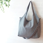 mariko1403様ご予約品　くったりバッグ（2way)　麻の葉文様・紺　マザーズバッグにも