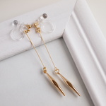 Earrings sharp diamond