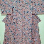 【少しトールサイズ】ワンタッチ着物　くらわん着物　洗える着物リメイク　サーモンピンク更紗文様　(帯は別売)