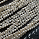 PA103☆3.5～4mm 天然淡水パール☆1連約33cm☆天然石•パワーストン♪再々販