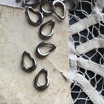 【2個】304ｽﾃﾝﾚｽ/15.5×11mm/シルバー/ニュアンスフープ