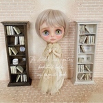 アンティーク木製本棚-ミニチュア ハウス 背景ボード ブライス リカちゃん １／６ 家具 オビツ 棚 机 ドール ハンドメイド 小物