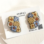 【インド刺繍リボントリミングアクセサリー】小花集めイヤリング