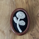 天然木枠ブローチ (ミナペルホネンボヌール)