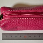 牛革レザーコインケース　俵型　ピンク色