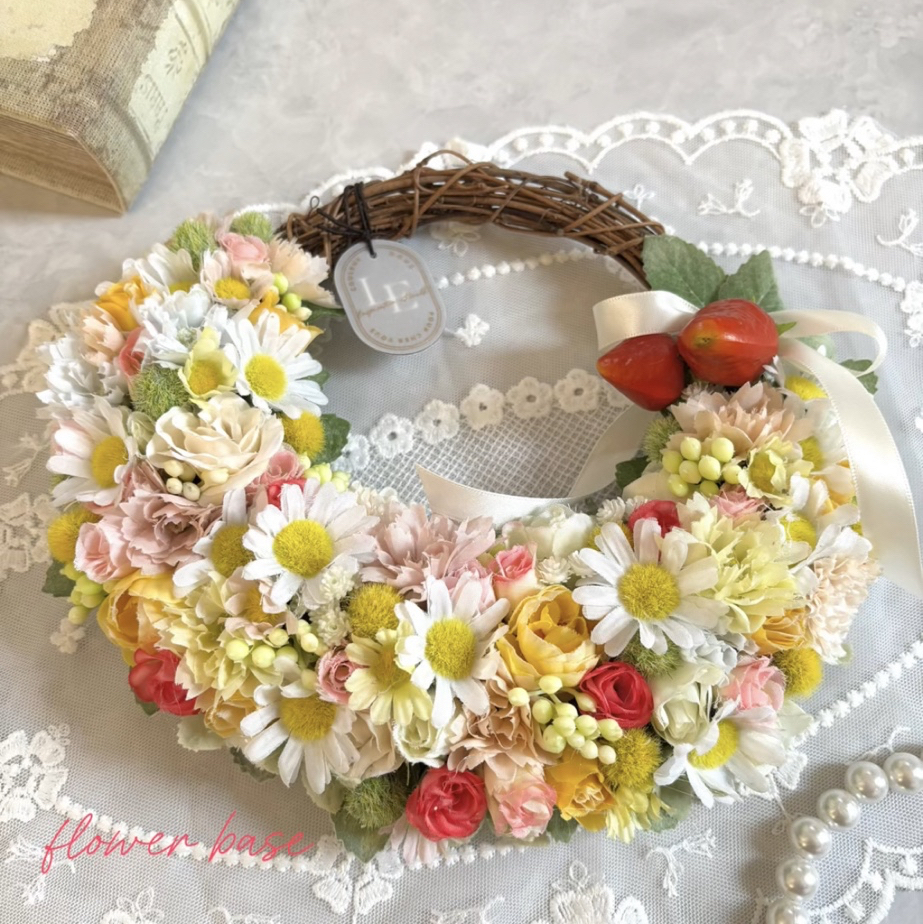 シーノ♡イースター飾り♡苺フルーツ　フラワーリース maxresdefault.jpg