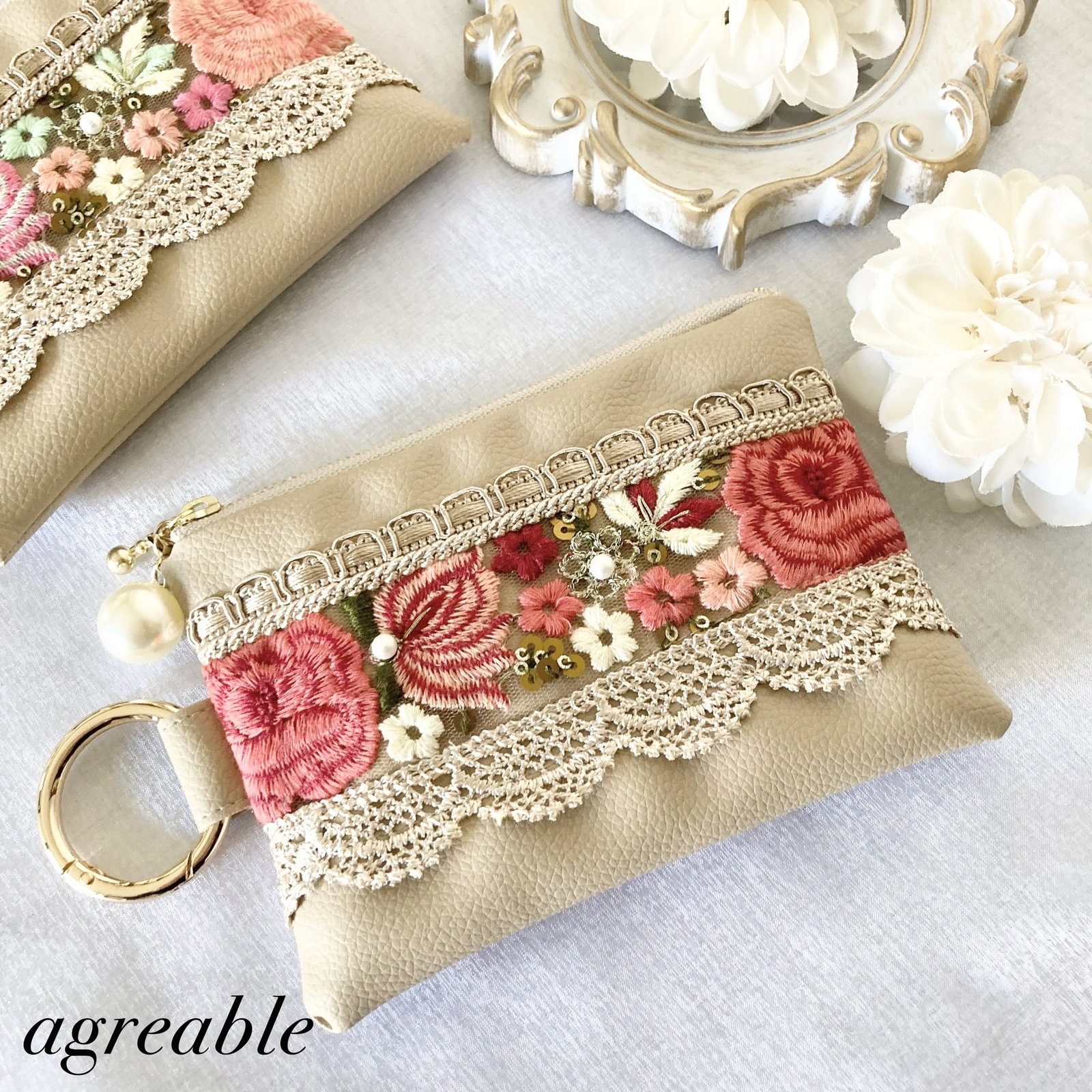 キラキラ⭐️　あんぱん＆インド刺繍リボンポーチ キラキラ⭐️様専用 あんぱん＆インド刺繍リボンポーチ