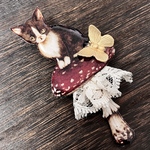 猫とキノコブローチ