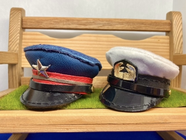 革細工 ミニチュア折り曲げブーツ 一足 miniature boots. - 森