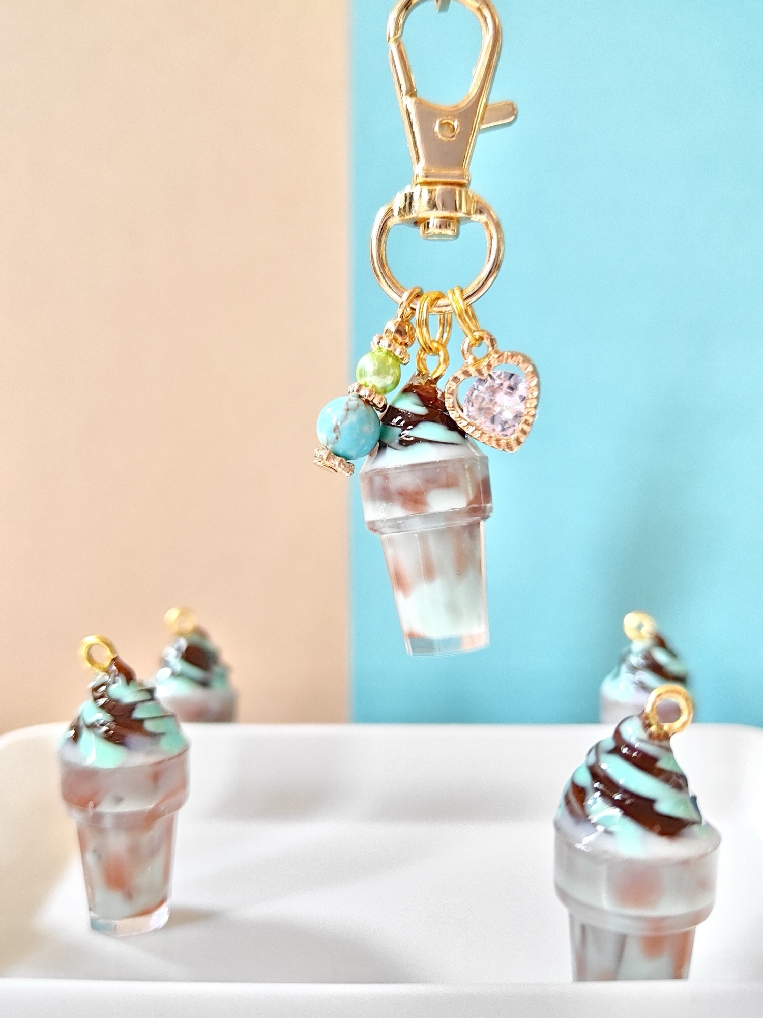 チョコミントの世界 デザートデザインラウンドレジンヘアゴム チョコミントの世界 デザートデザインラウンドレジンヘアゴム