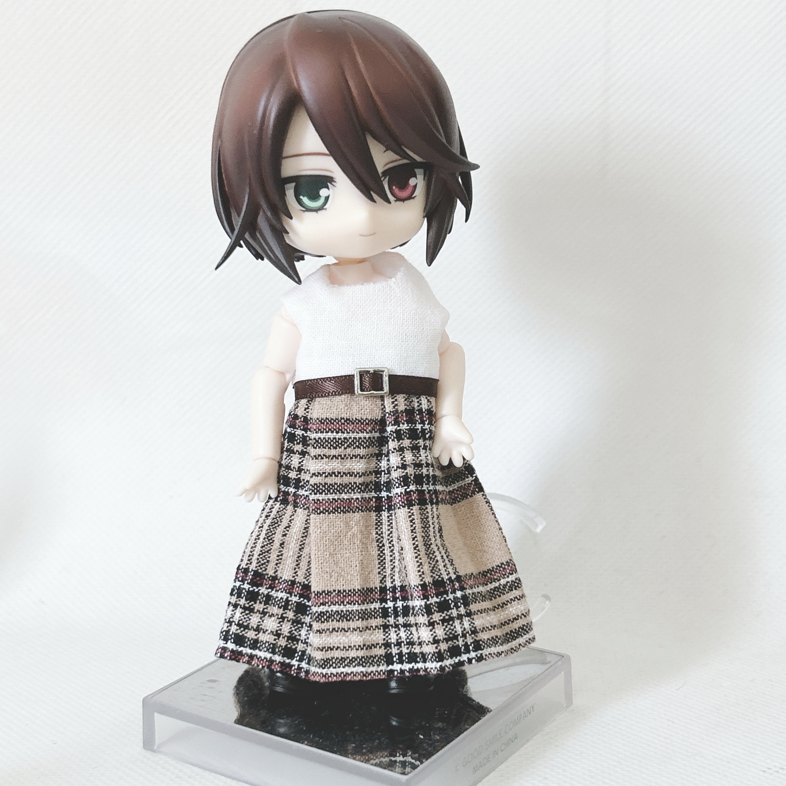 プリーツ型ブラウンチェックワンピース【オビツ11/ピコニーモP/リロロ