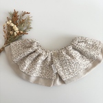 花柄フリルスタイ　frill bib
