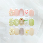 ぷっくりフラワーパステルネイル（ピンク、グリーン、アイボリー）