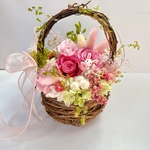 プリザーブドフラワー⭐︎うさぎと薔薇のバスケット⭐︎ピンク