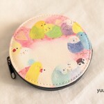 ほっこり♪小鳥たちのレザーコインケース 『羽繕いインコたち』 