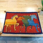 ペルシャ　ギャッベ　ラグ　希少な横柄　90x60cm　躍動感あふれる馬 RJ12600