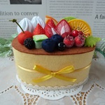 ☆ハンドメイド☆　フェルトケーキの小物入れ　№17