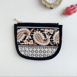 インド刺繍リボン　ポーチ　ポケットティッシュケース付きポーチ　ブラック　黒　ティッシュケース　化粧ポーチ　メイクポーチ