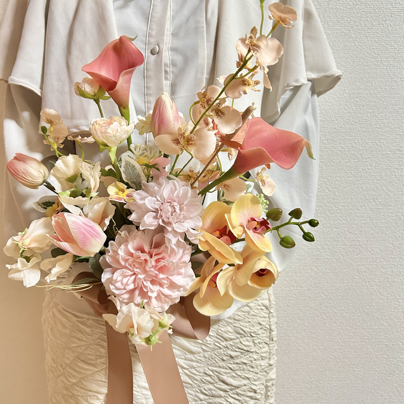 ピンクのブーケ　クラッチブーケ　造花　ブーケ　チューリップ　結婚式　前撮り　ウェディング 7,920円