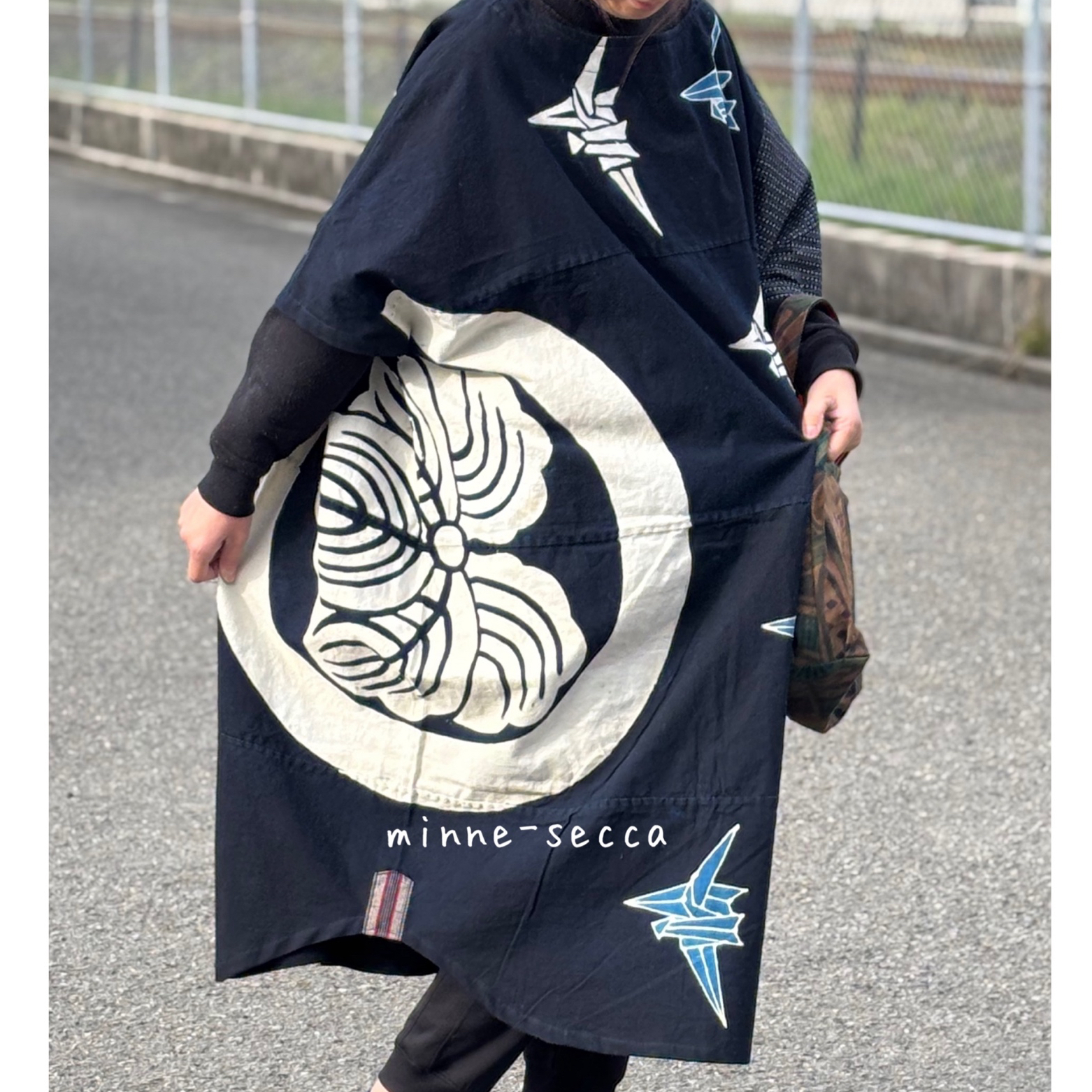 白い酒袋(両面）刺し子バック(ハンドメイド） ワインボトルバッグ 01 刺し子 白黒 酒袋 手提げバッグ