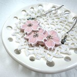 陶器のブローチ＊サクラ三輪:＊色３種