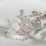 【再々販ギフト】桜咲くガラスティーポット　春　ピンク色　紅茶　ハーブティー　お茶　アイスティー　アイスコーヒー　ギフト　箱入り　プレゼントにぴったり　新生活　母の日　お返し　食器　カップ＆ソーサー