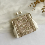 親子がま口財布　インド刺繍リボン　カードポケット付き　がま口アクセサリーケース　パール　合皮　コンパクト財布　ホワイト/ダスティピンク