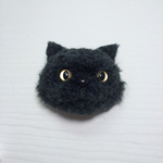 動物 ポンポンブローチ   モフモフ黒猫