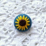 ひまわり（ターコイズ）刺繍ブローチ☆再販６☆ウクライナシリーズ